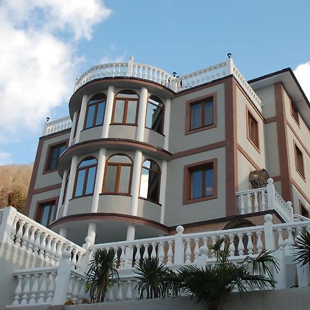 Mamzyshkha Guest House กากรา ภายนอก รูปภาพ