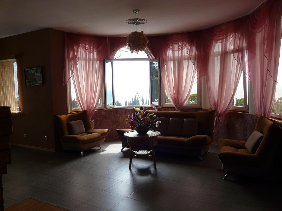 Mamzyshkha Guest House กากรา ภายนอก รูปภาพ