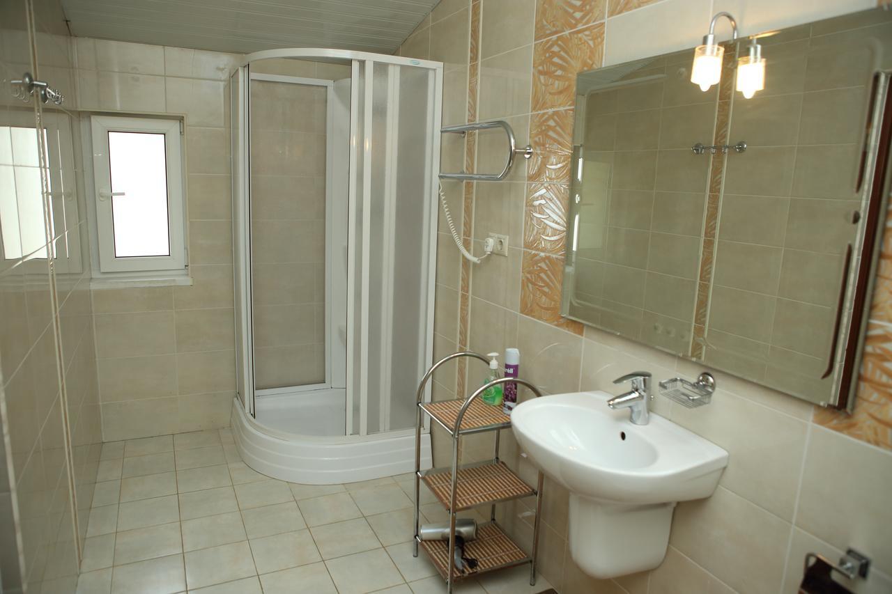 Mamzyshkha Guest House กากรา ภายนอก รูปภาพ