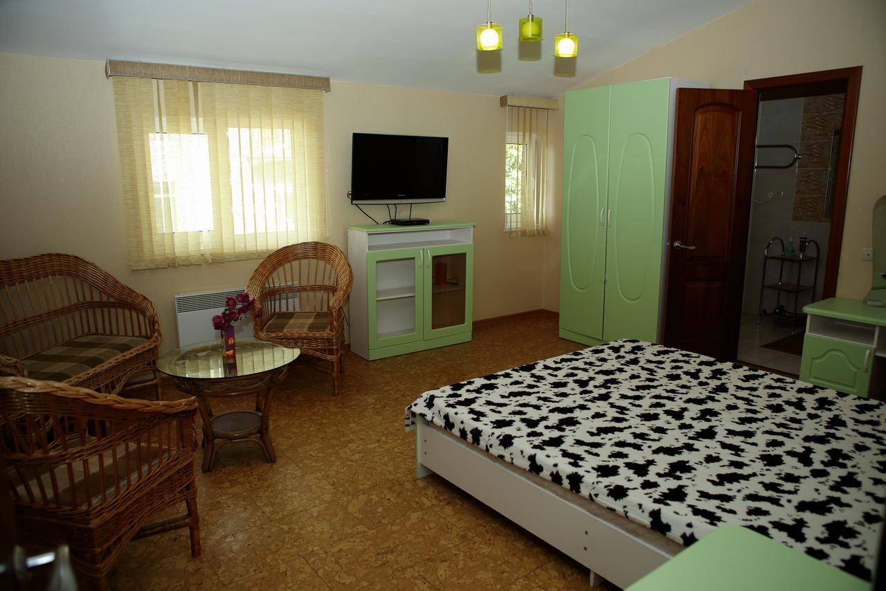 Mamzyshkha Guest House กากรา ภายนอก รูปภาพ
