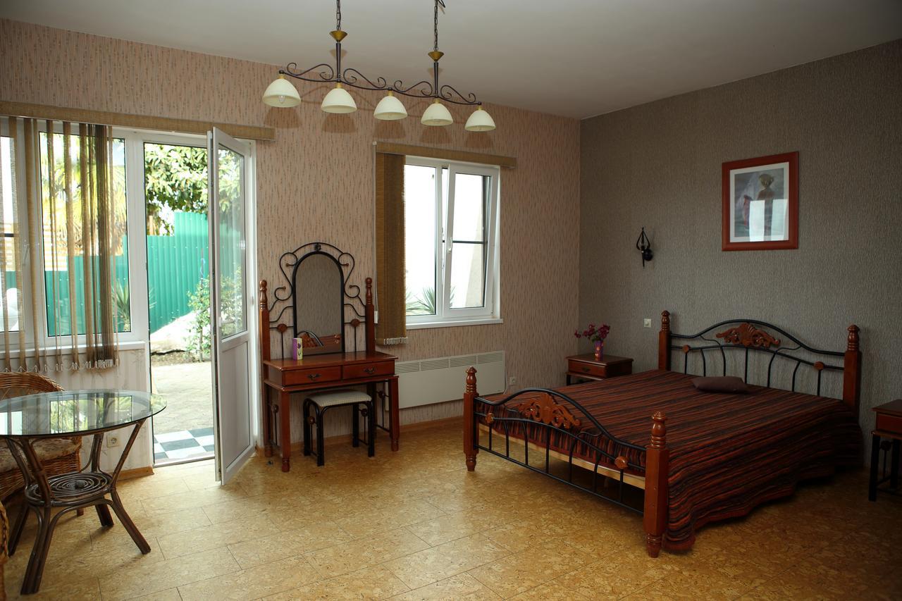 Mamzyshkha Guest House กากรา ภายนอก รูปภาพ