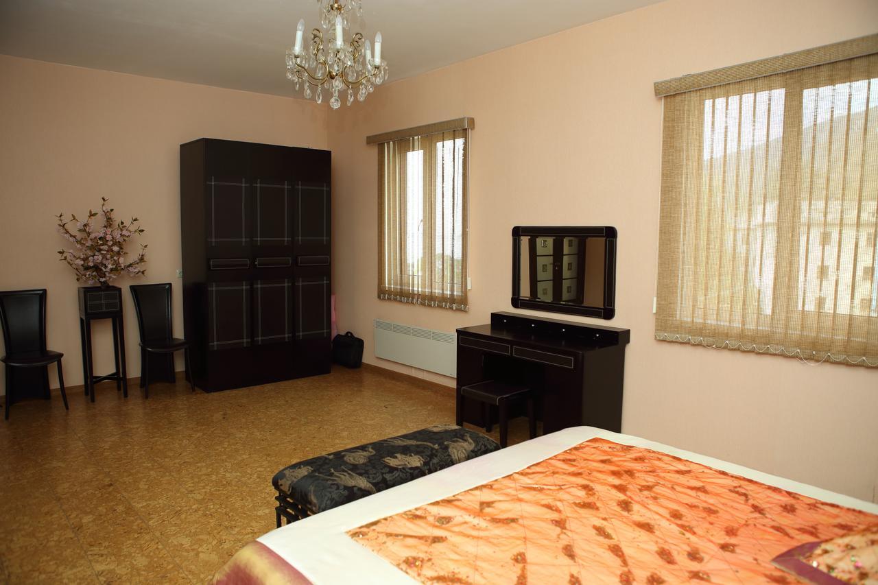 Mamzyshkha Guest House กากรา ภายนอก รูปภาพ