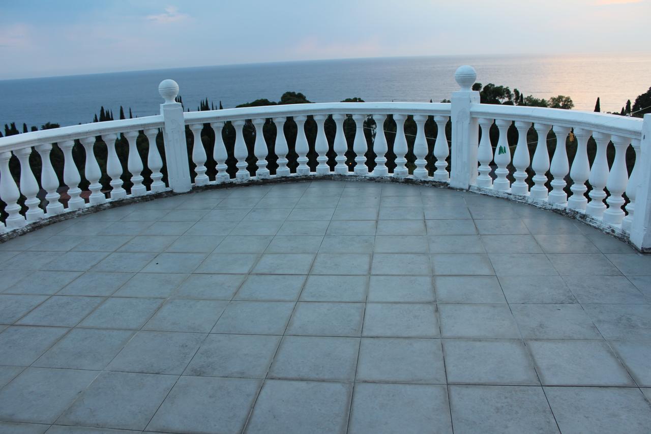 Mamzyshkha Guest House กากรา ภายนอก รูปภาพ