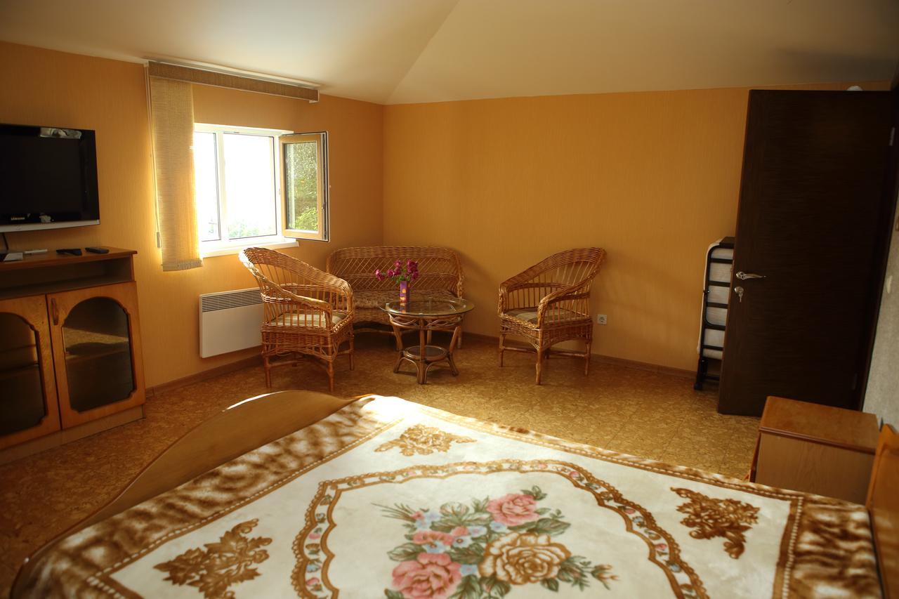 Mamzyshkha Guest House กากรา ภายนอก รูปภาพ