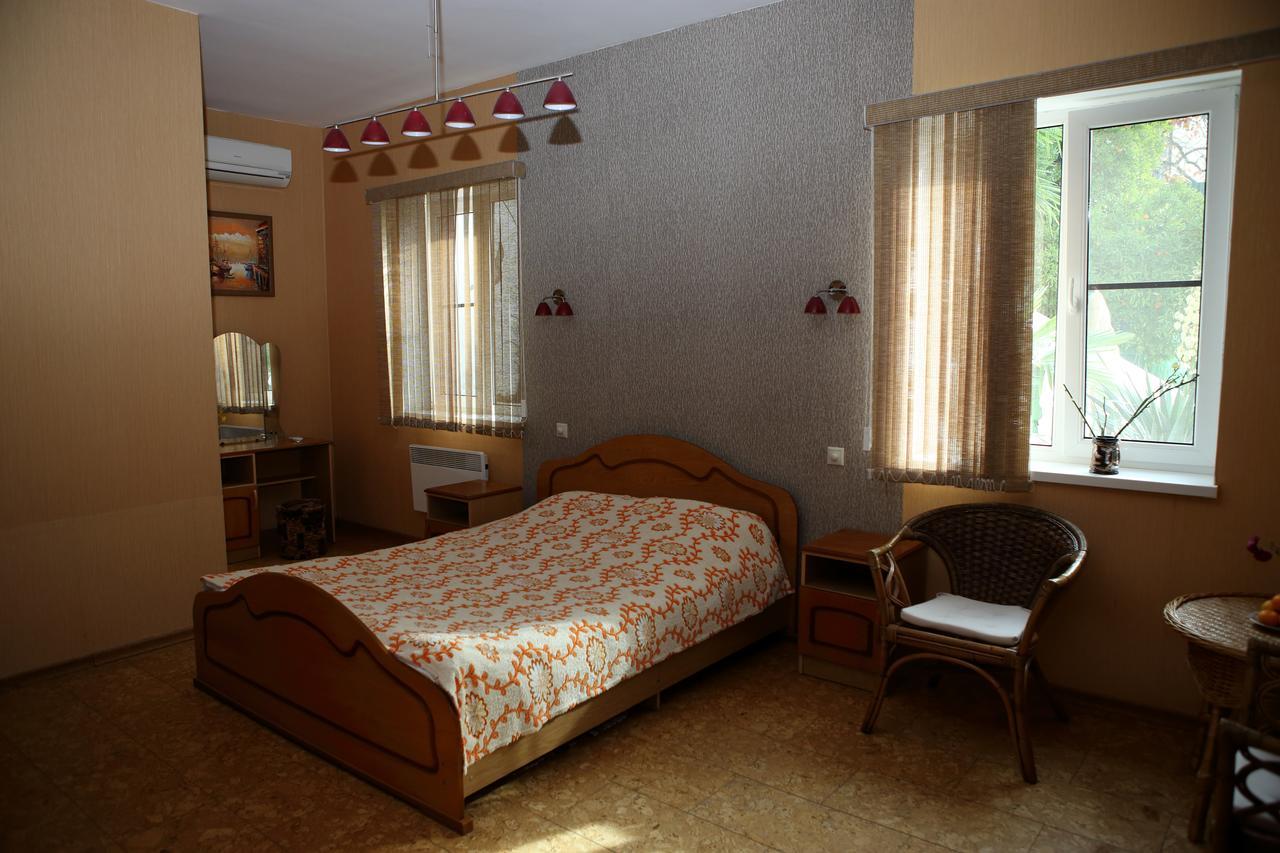 Mamzyshkha Guest House กากรา ภายนอก รูปภาพ